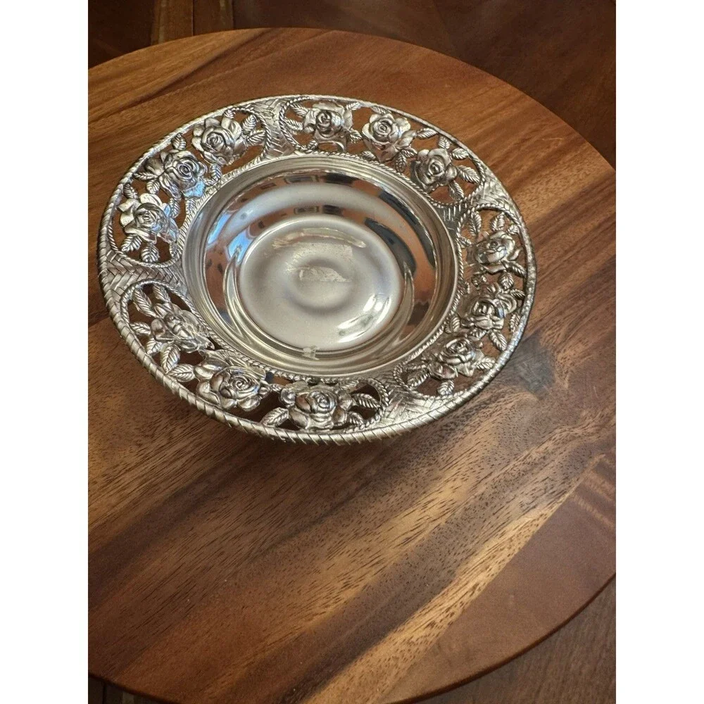 Vintage Silvertone Metal 3-toed footed Nappy Bowl Candy Dish Roses Flowers